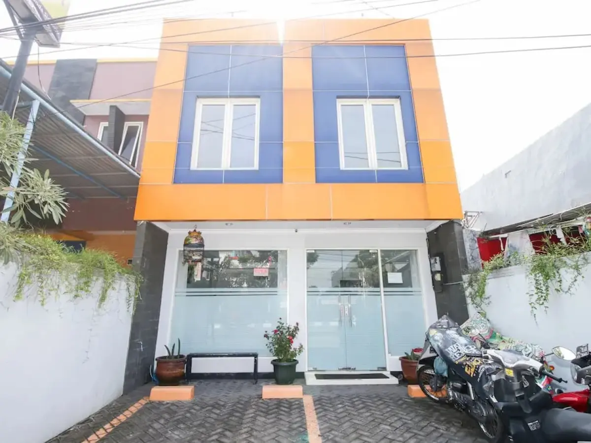 Airy Eco Syariah Bandara Juanda Letjen Wahono Sidoarjo