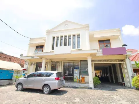 Airy Gajahmada 122 Semarang - Foto 1