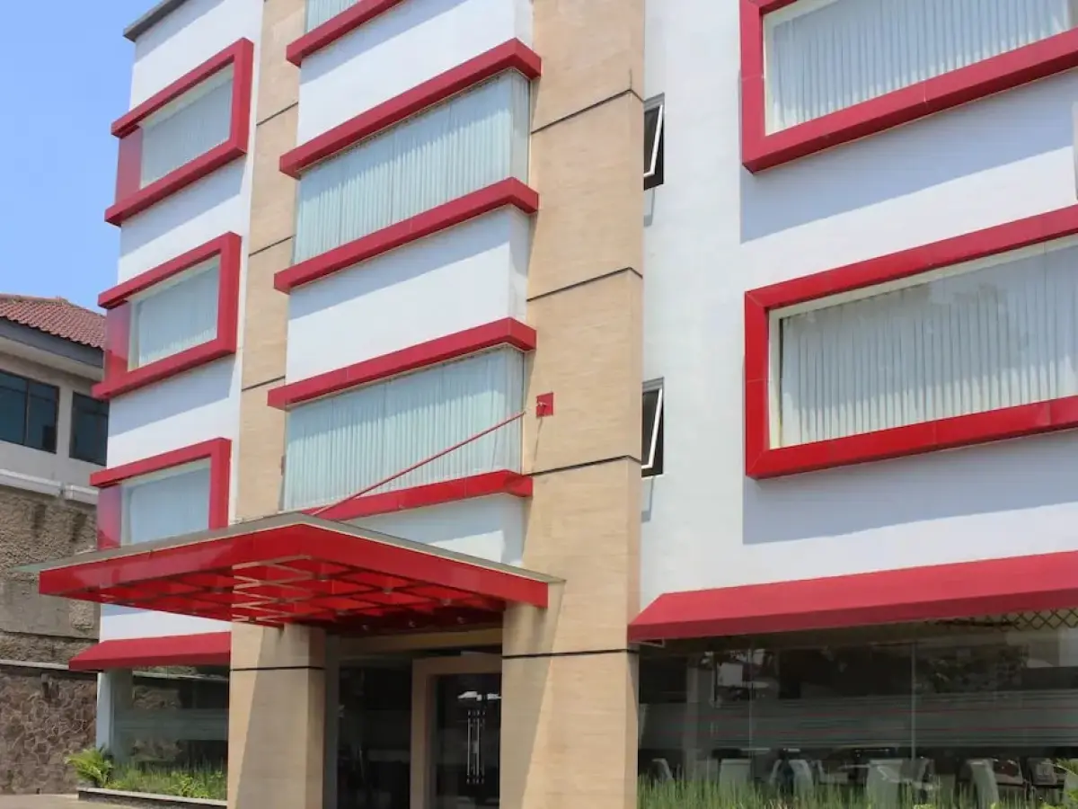Airy Kiaracondong Ibrahim Adjie Bandung