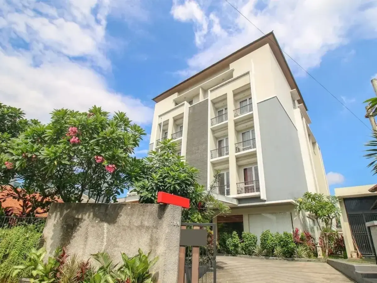 Airy Kuningan Karet Genteng Ijo 78A Jakarta