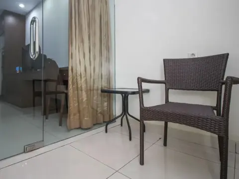 Airy Kuningan Karet Pedurenan 41 Jakarta - Photo 4