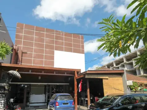 Airy Kuta Bhinneka Jati Jaya Tujuh 3 Bali - Foto 1