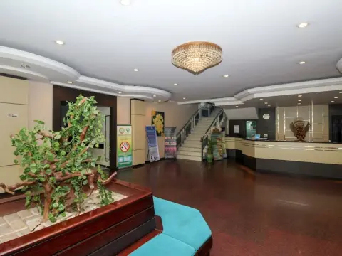 Airy Pontianak Selatan Imam Bonjol 111 - Photo 2