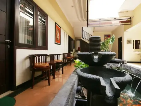 Airy Syariah Klojen Bandung 20 Malang - Foto 1
