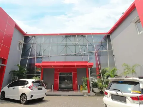Airy Terminal Tirtonadi MT Haryono 80 Solo - Photo 1