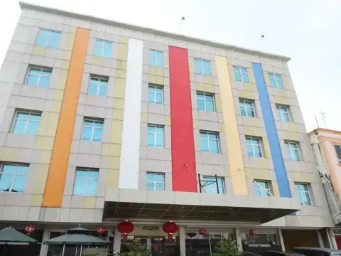 Airy Teuku Umar 20A Pekanbaru - Photo 1