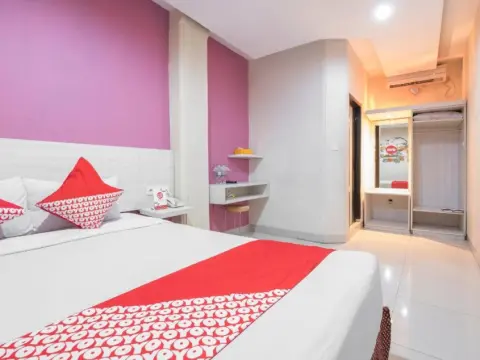 Alden Hotel - Photo 2
