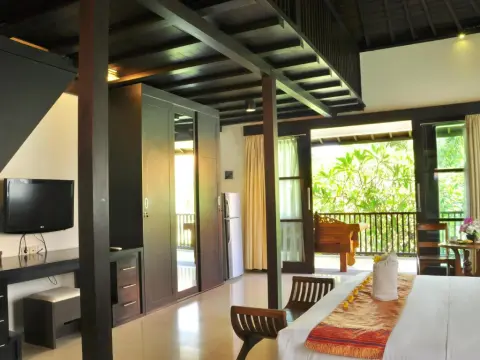 Amansari Villa - Photo 2
