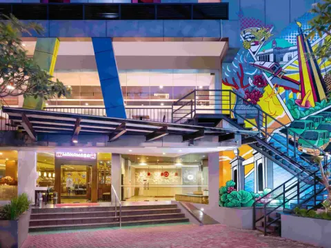 Amaris Hotel Padjajaran Bogor - Photo 1