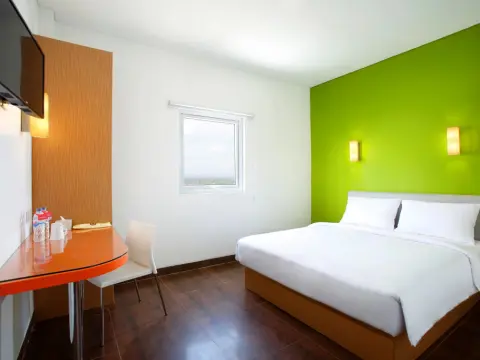 Amaris Hotel Ponorogo - Photo 3