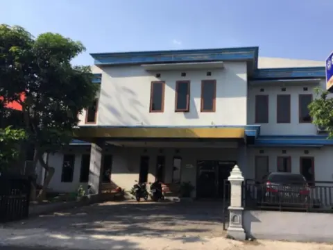 Anugrah Hotel Syariah - Photo 1