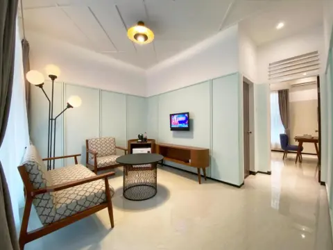 Aron Hotel - Photo 3