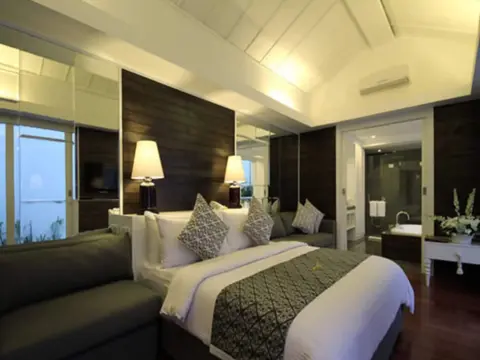 Astana Batubelig Suite Pool Villa Seminyak - Photo 2