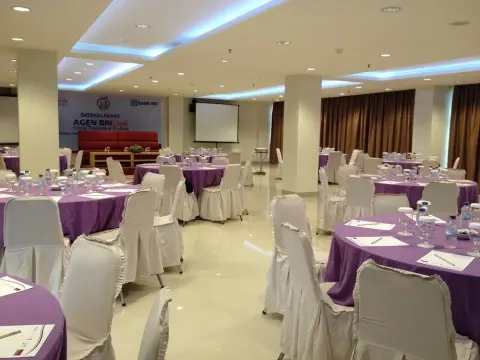 Aston Ketapang City Hotel - Photo 3