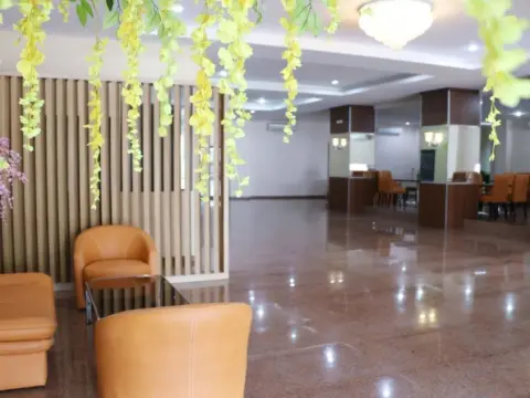 Aurora Hotel - Photo 3