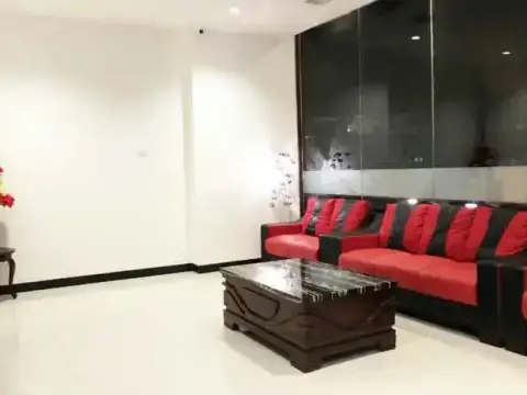 Austine Hotel - Photo 4