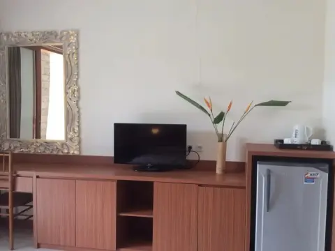 Ayu Love and Harmony Guest House - Photo 2