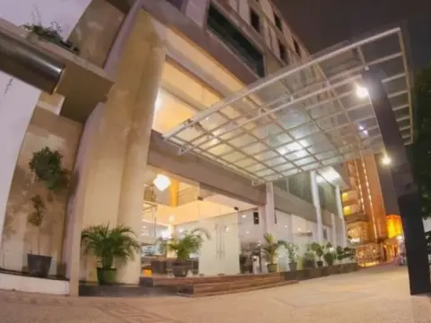 Azza Hotel Palembang - Photo 2