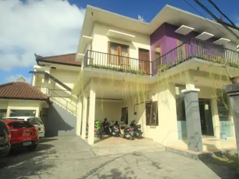 Bakung Sunset Hotel - Photo 1