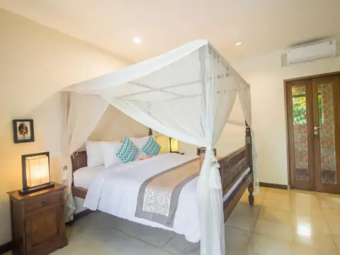 Baliana Villa Batu Belig - Photo 2