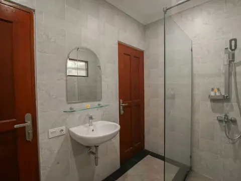 Baliana Villa Legian - Photo 4