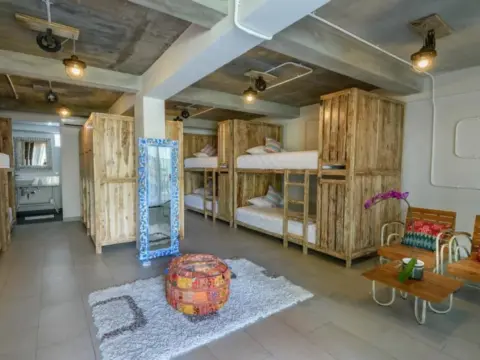 Base Guesthouse and Hostel - Photo 1