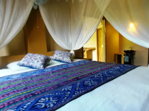 Bruce's Hideout Lombok - Photo 2