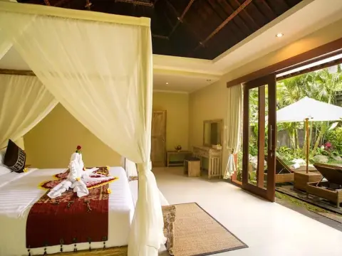 Buana Tirta Ubud Villa - Photo 2