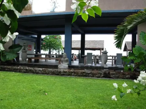 Cafe Alberto B and B - Photo 1