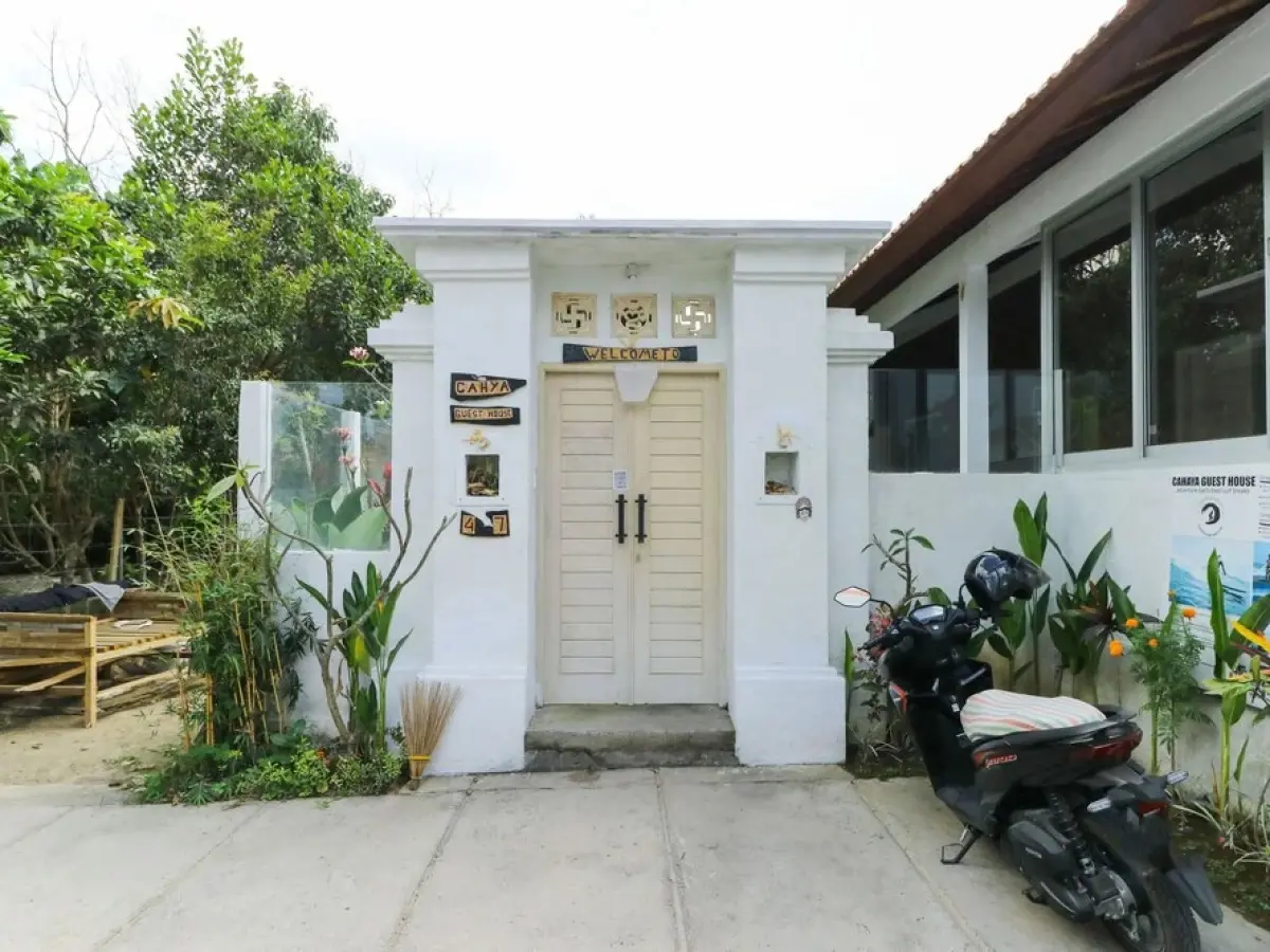 Cahya Guesthouse