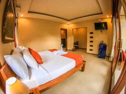 Cahyatika Bed & Breakfast - Photo 3