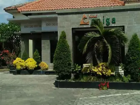 Caniga Hotel Yogyakarta - Photo 1