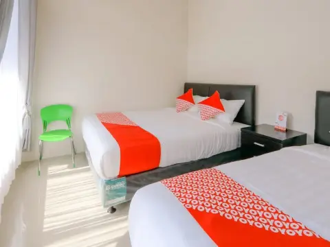 Capital O 2798 Semeru Residence Syariah - Photo 1