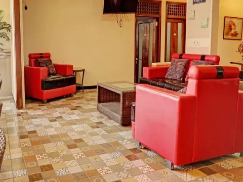 Capital O 92228 Cozy Bromo Homestay - Photo 2