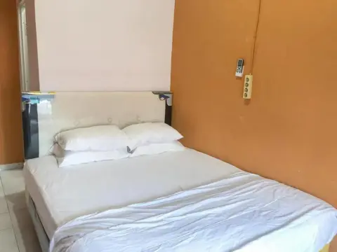 Celly Homestay Samarinda RedPartner - Photo 1