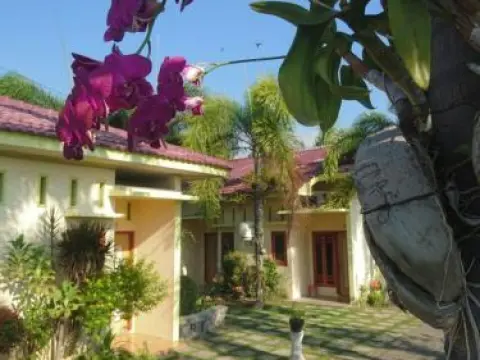 Cerah Hotel - Photo 4