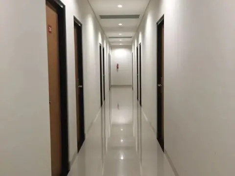 Cherry Homes Express Hotel - Photo 4