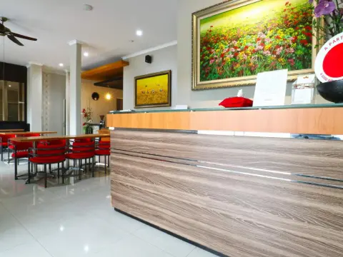 Chiaro Hotel Syariah - Photo 1