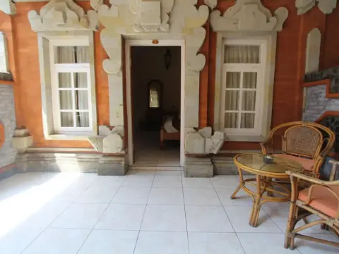 Chonos Hotel Lovina - Photo 1
