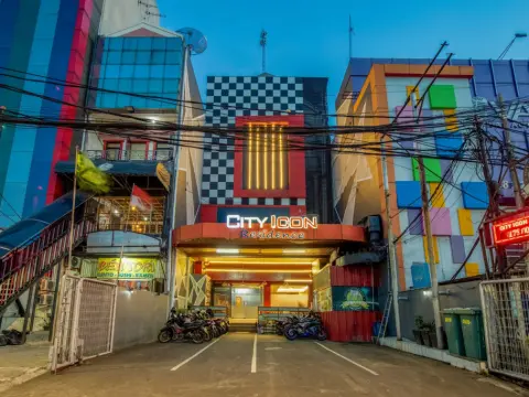 City Icon Residence - Photo 1