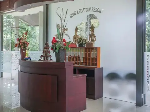 Collection O 89999 Bumi Kedaton Resort - Photo 1