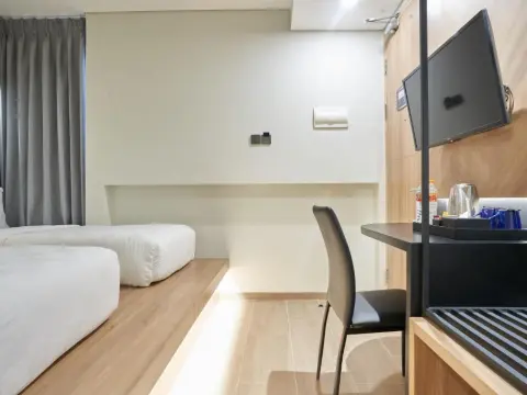 Cordela Suites Tasikmalaya - Photo 4