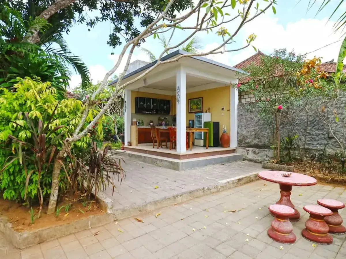 D'Abians Surf House