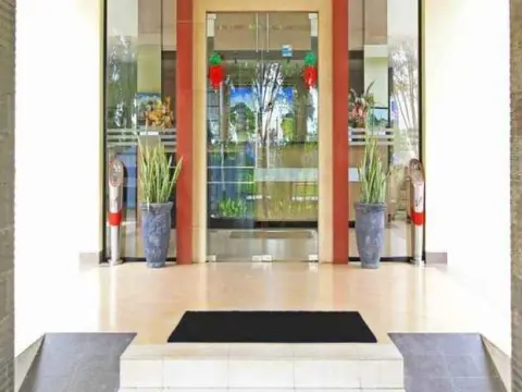 Dangau Hotel Kubu Raya - Photo 2