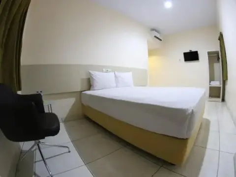 Daya Hotel - Photo 2