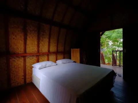 Deep House Bungalows - Photo 1