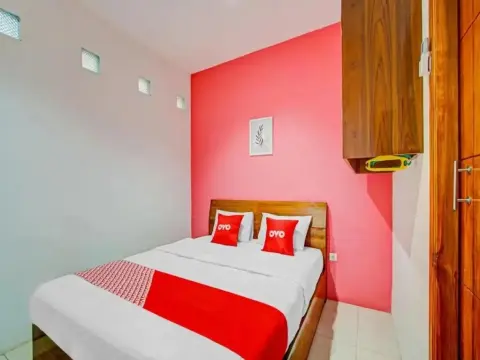 D'em Home By OYO - Photo 4