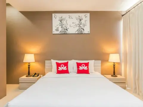 DenBukit Residence & Suite by ZEN Rooms - Photo 3