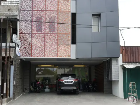Djuragan Kamar Priority Inn - Photo 2