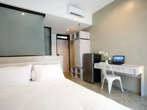 Dparagon Kebon Jeruk - Photo 3